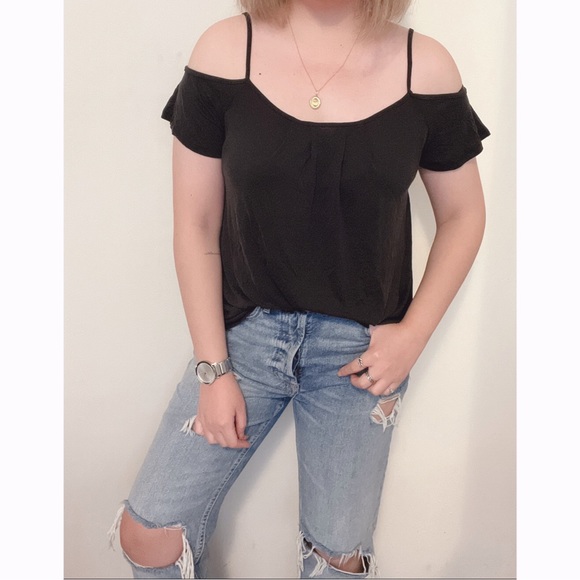 NWOT Black off the shoulder top tee - Picture 1 of 7